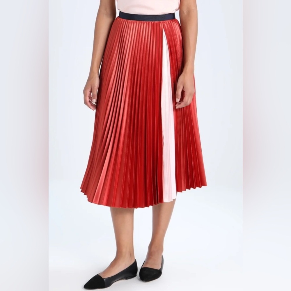 Ted Baker London sunburst pleated skirt. Size 2 (Ted Size) Size 6 US